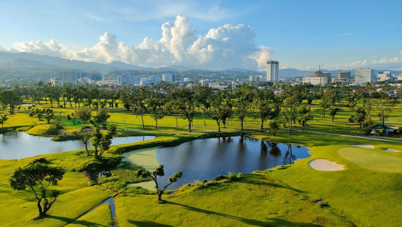 Dreamy 2Br Condo, With A Golf Course View Cebu Екстериор снимка