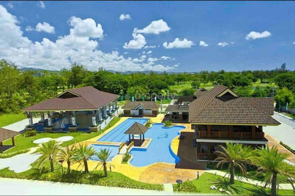 Dreamy 2Br Condo, With A Golf Course View Cebu Екстериор снимка