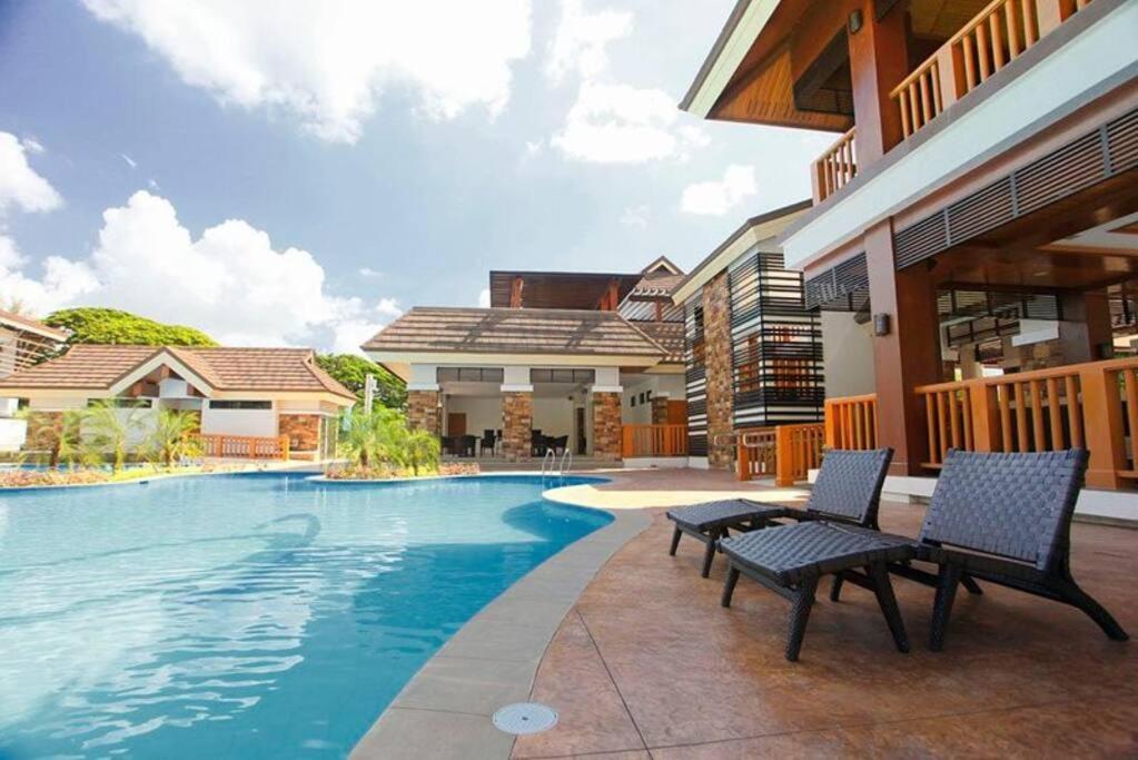 Dreamy 2Br Condo, With A Golf Course View Cebu Екстериор снимка