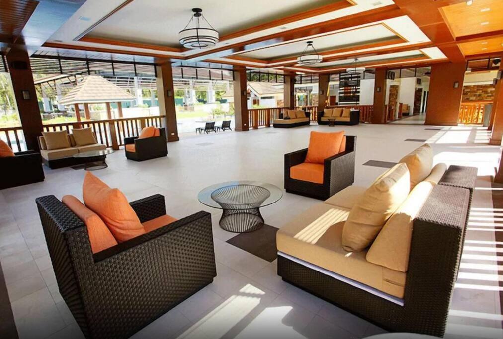 Dreamy 2Br Condo, With A Golf Course View Cebu Екстериор снимка